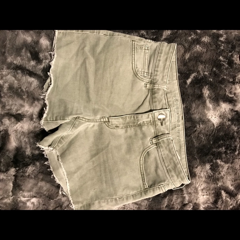 American eagle green shorts